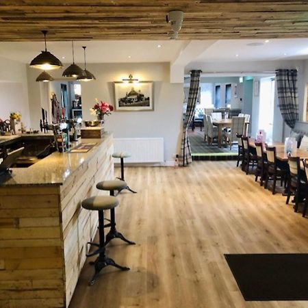 The Juniperlea Inn Pathhead Екстер'єр фото